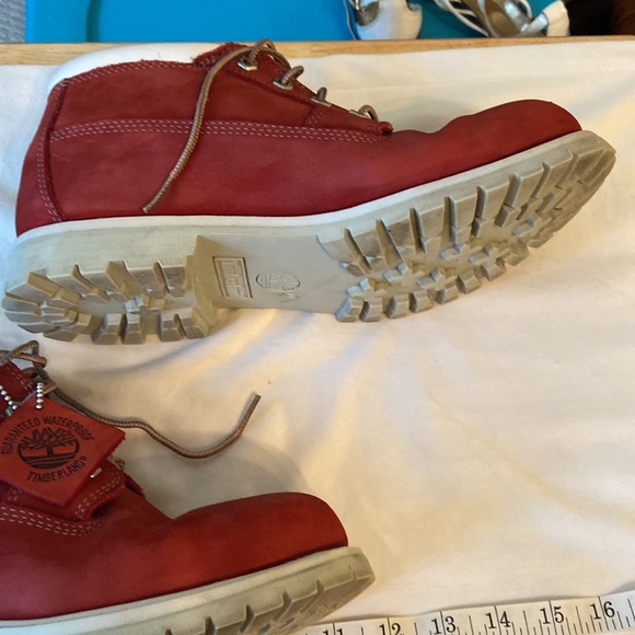 Timberland Nell Red Leather & White Lug Sole Ankle Boot - Picture 3 of 9
